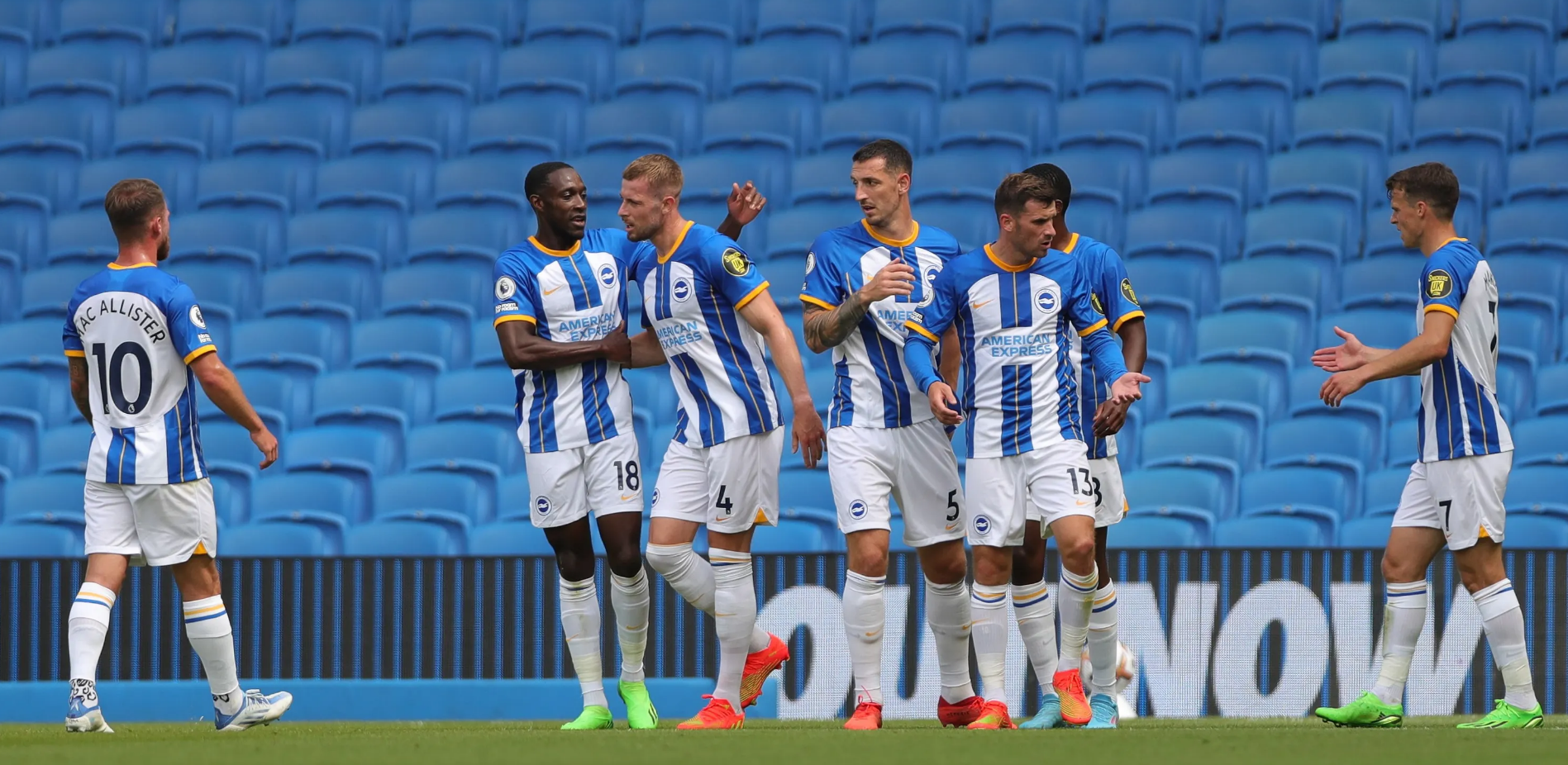 莎拉波娃迎来十五赛季出色发挥,FPX观众热烈欢呼!观众掌声雷动(莎拉波娃和武贾西奇分手原因) 莎拉波娃迎来十五赛季出色发挥,FPX观众热烈欢呼!观众掌声雷动(莎拉波娃和武贾西奇分手原因)