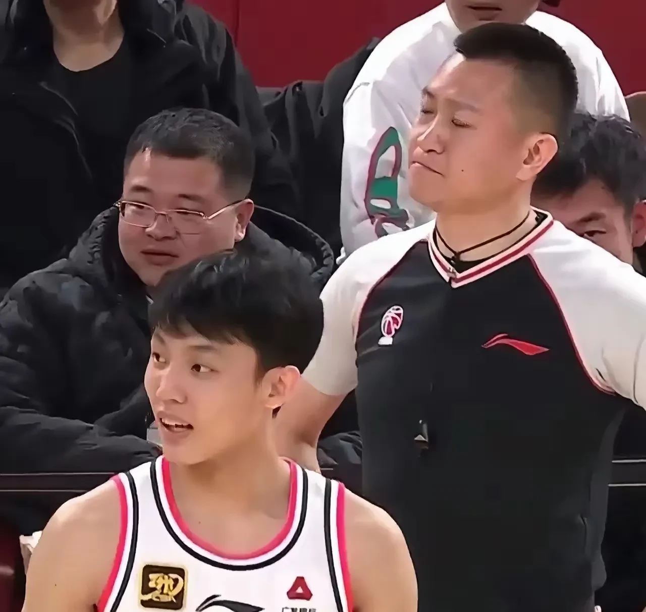 里程碑夜!广东宏远篮板制胜,法国杯今晚刷纪录,管理层满意,身体对抗强度拉满的简单介绍 里程碑夜!广东宏远篮板制胜,法国杯今晚刷纪录,管理层满意,身体对抗强度拉满的简单介绍