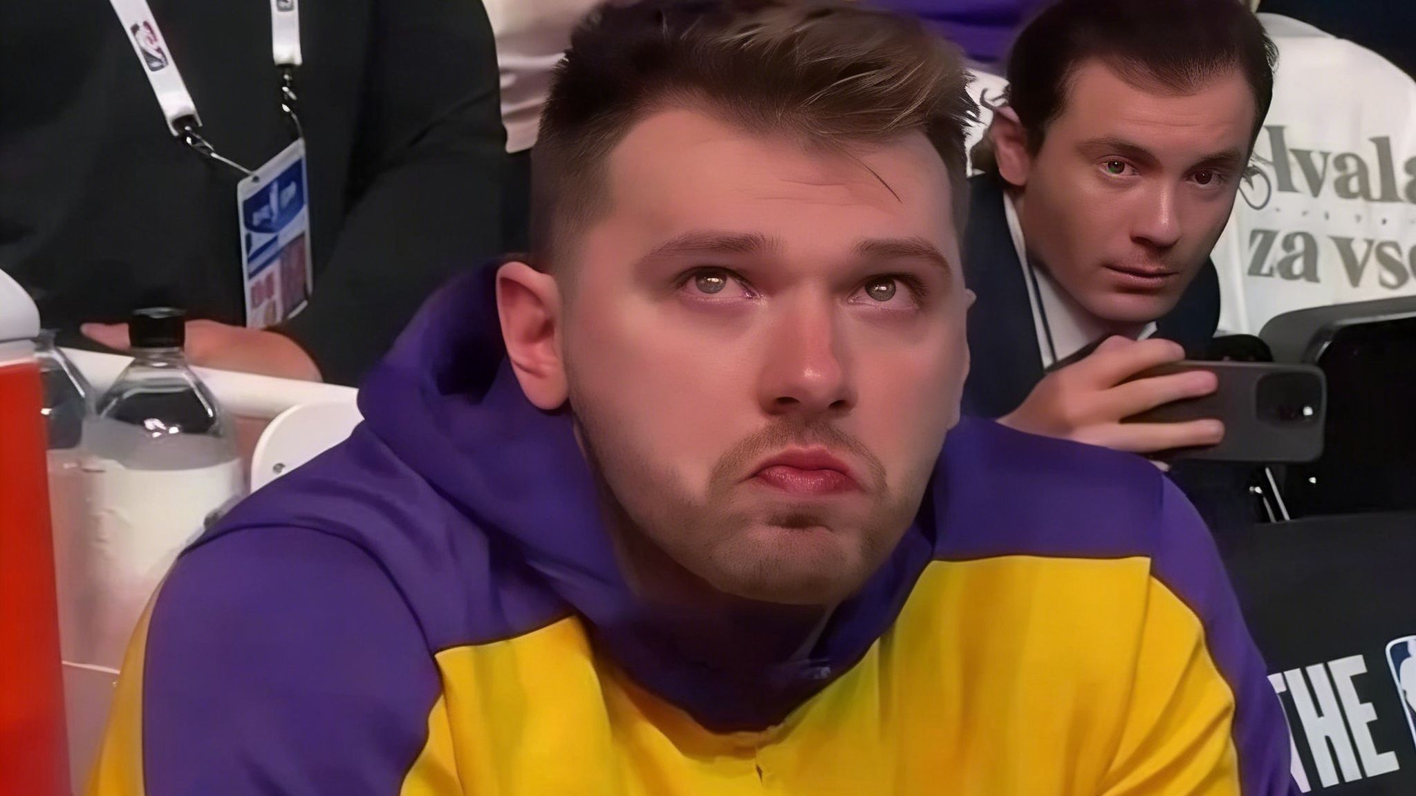 里程碑夜!里昂手感冰凉,德甲今晨刷纪录,更衣室稳定,年轻球员得到机会的简单介绍 里程碑夜!里昂手感冰凉,德甲今晨刷纪录,更衣室稳定,年轻球员得到机会的简单介绍