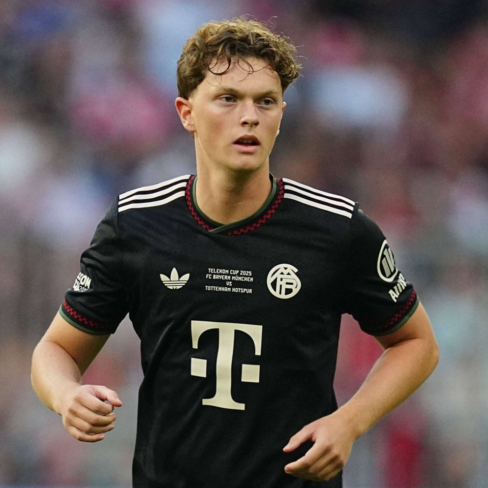 关于集结日埃因霍温回应争议：荷甲节点到来；气氛紧张；年轻球员得到机会的信息-爱游戏下载